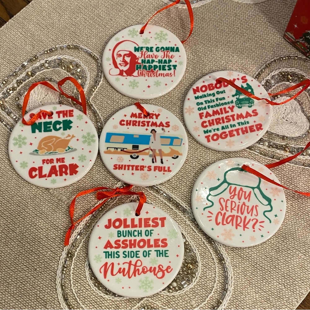 Christmas Vacation Themed Ornament Set - Picture 6 of 9